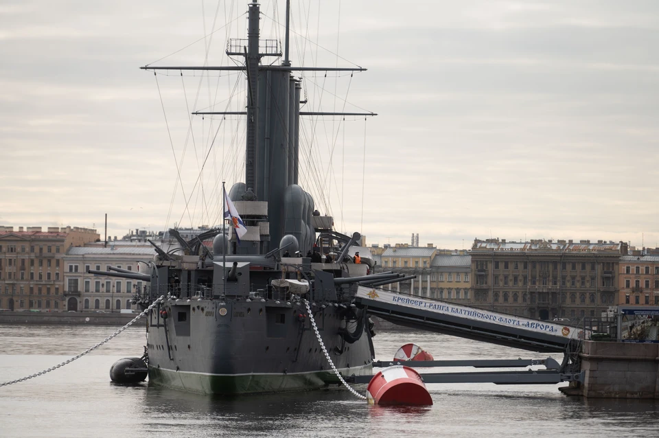 Турист из Челябинска силой пытался пройти на "Аврору".