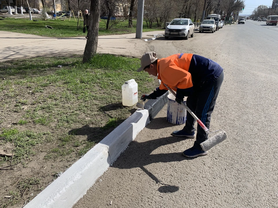 Основные работы по покраске бортовых камней пройдут в центре города / Фото: администрация Самары