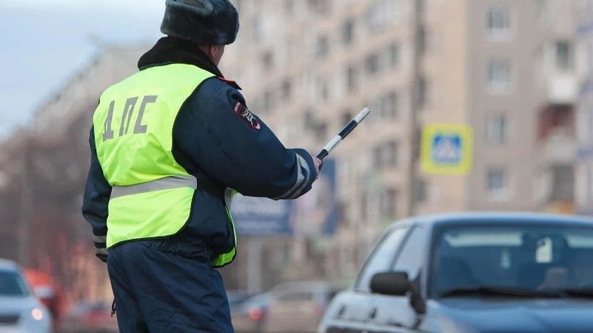 Замначальника ГИБДД подозревают в злоупотреблении полномочиями в Калужской  области - KP.RU