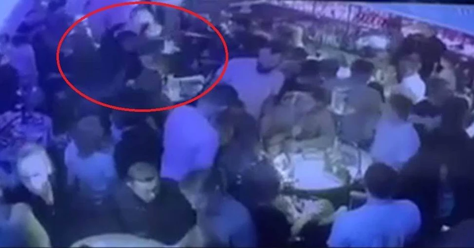 Пермский экс-депутат, отсидевший за избиение DJ Smash, вновь устроил дебош  в ночном клубе - KP.RU