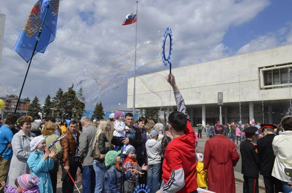 Агентство по туризму Ульяновской области составило традиционную подборку мероприятий на грядущие выходные. Прогулки на теплоходе, экскурсионный трамвай, поход на гору Лысуха и многое другое.