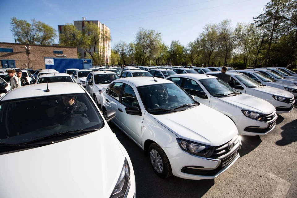 46 новеньких авто отправились в 14 медучреждений Оренбуржья