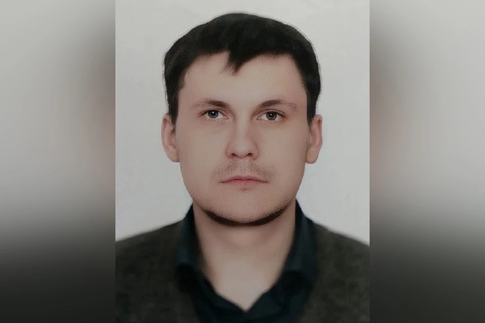 В Новосибирске ищут 27-летнего парня в чёрном пальто. Фото: "ЛизаАлерт НСО".