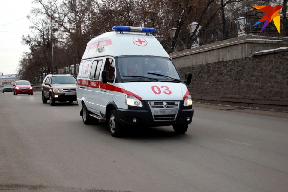 Госавтоинспекторы просят водителей быть предельно внимательными вблизи пешеходных переходов.