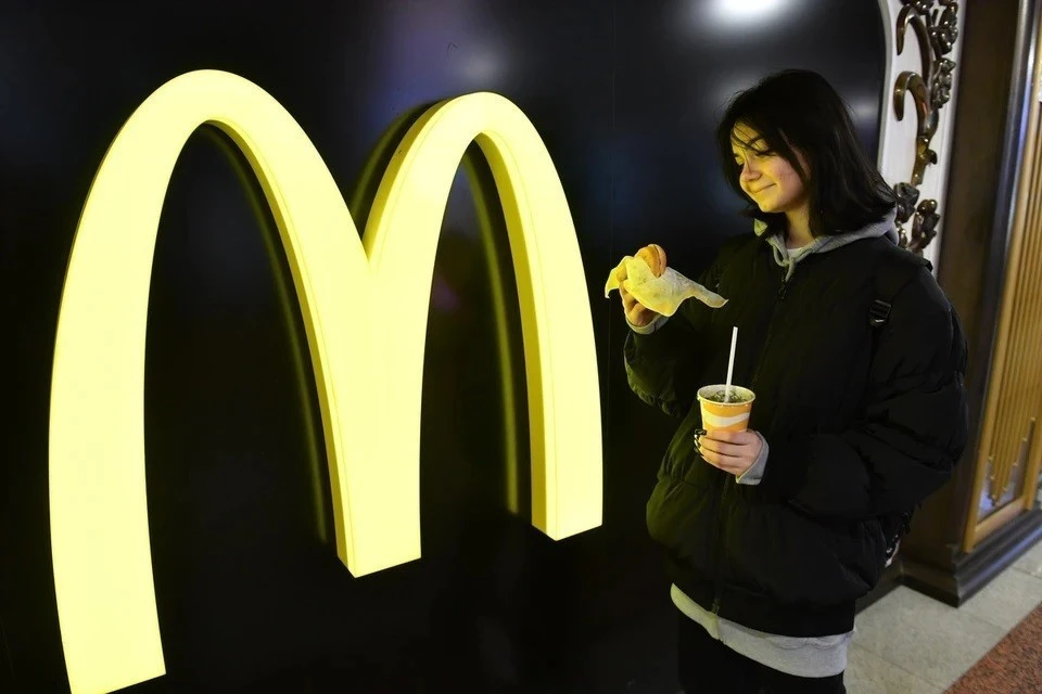 В Минпромторге рассказали о рецептуре блюд McDonald's под новым брендом