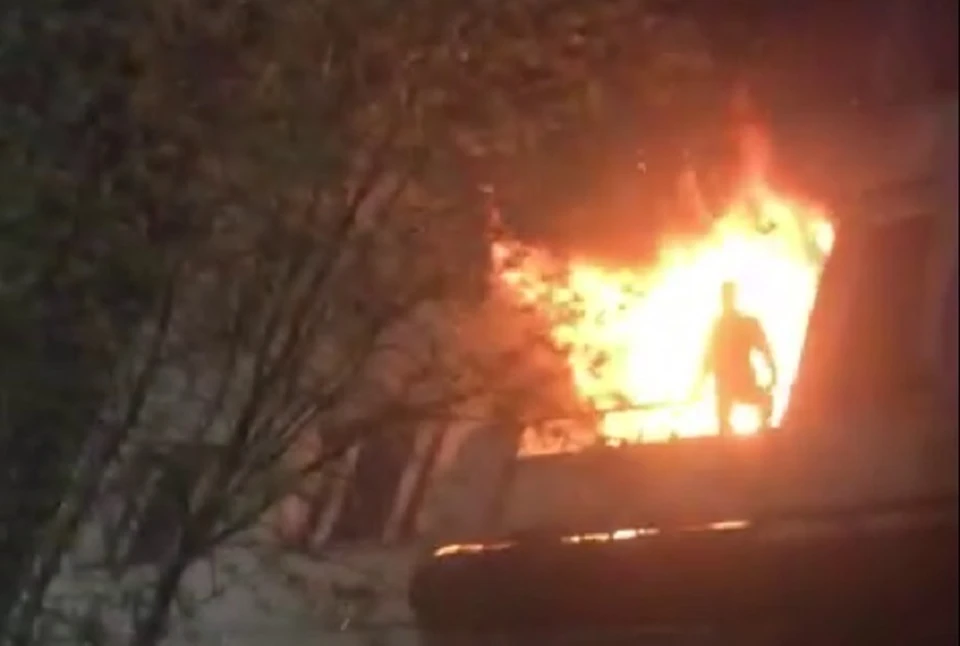Прыжок мужчины попал на видео