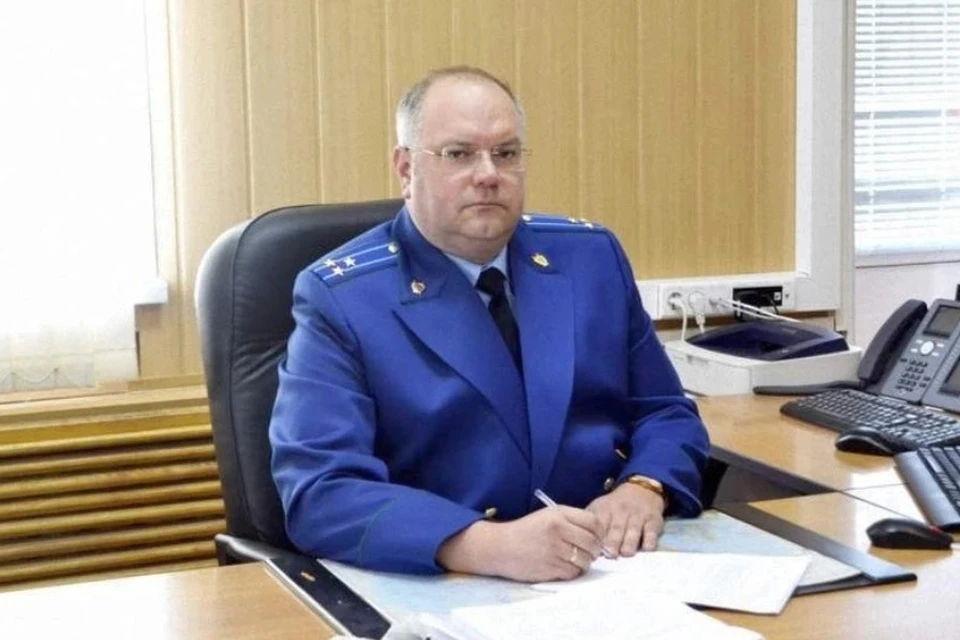 Стало известно, сколько заработал прокурор Роман Колдаев, в кабинете которого прошел обыск.