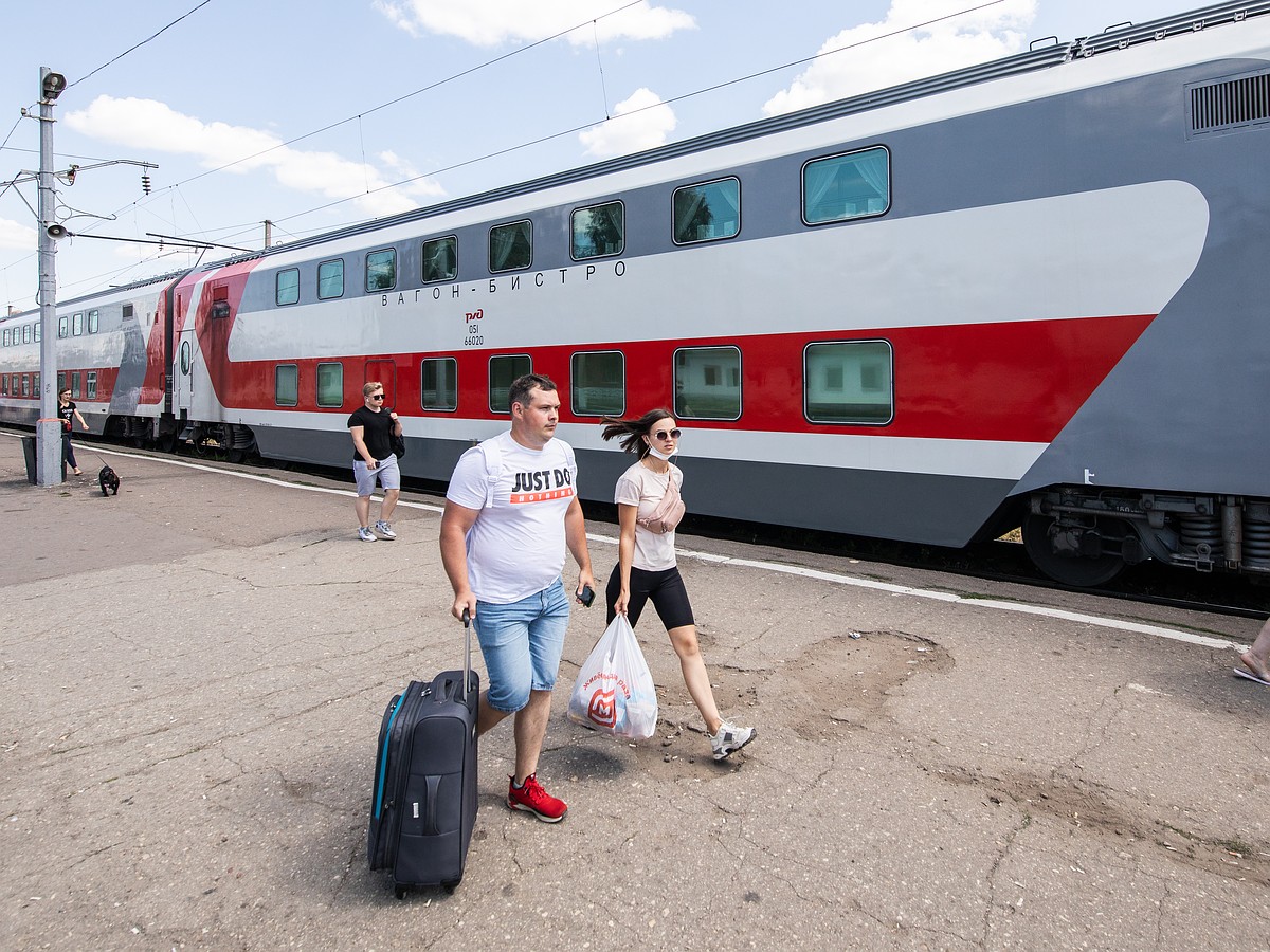 Новый двухэтажный поезд между Москвой и Феодосией запустят с 28 мая - KP.RU