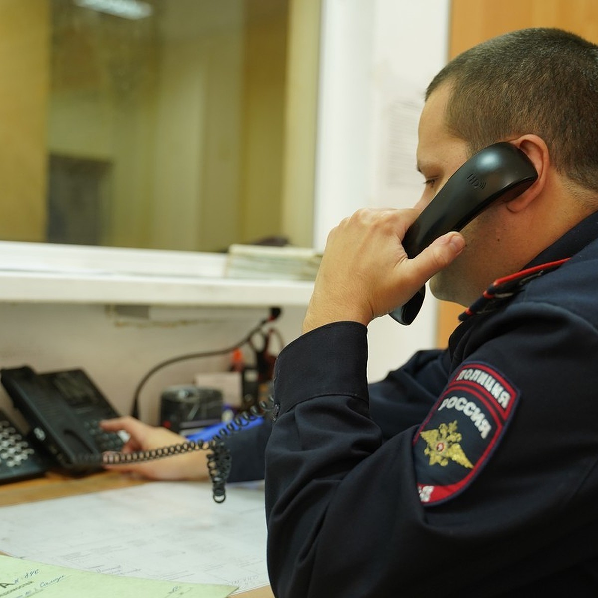 Сидел на диване мертвый: в тольяттинской квартире нашли труп 16-летнего  подростка - KP.RU