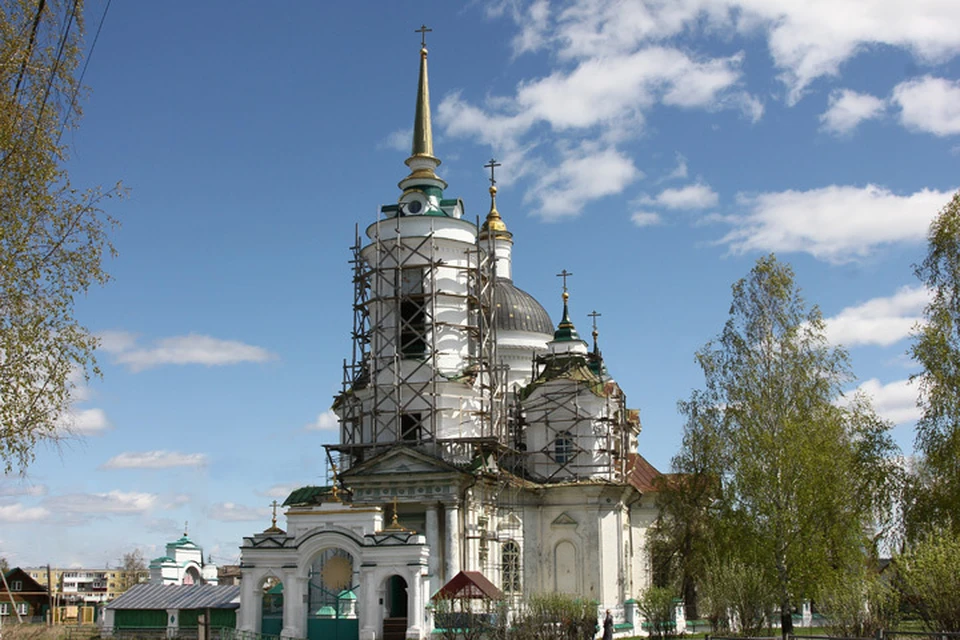 Уникальная чугунная Церковь Николая Чудотворца построена в XVIII веке в уральской глубинке