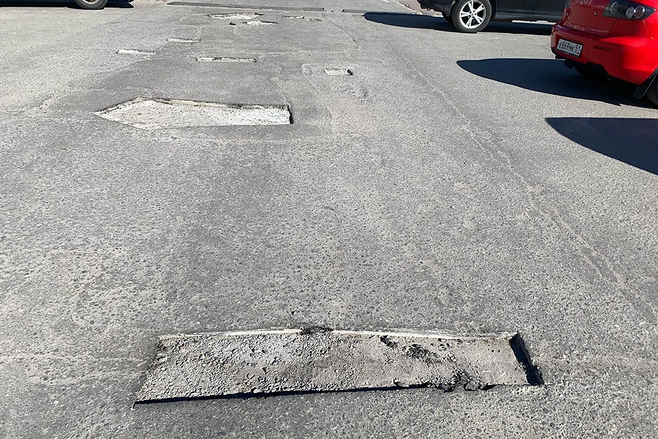 Водители пока такому решению не очень рады - ездить стало неудобно. Фото: vk.com/murmanskgroup