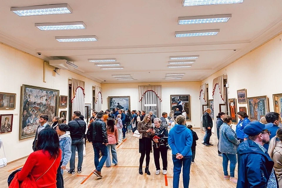 В 2021 году их постели более 165 тысяч человек. Фото: https://t.me/AlekseiKopaigorodskii