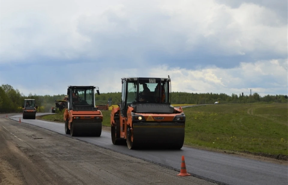 В Смоленской области составили топ региональных объектов дорожного ремонта 2022 года. Фото: «Смоленскавтодор».