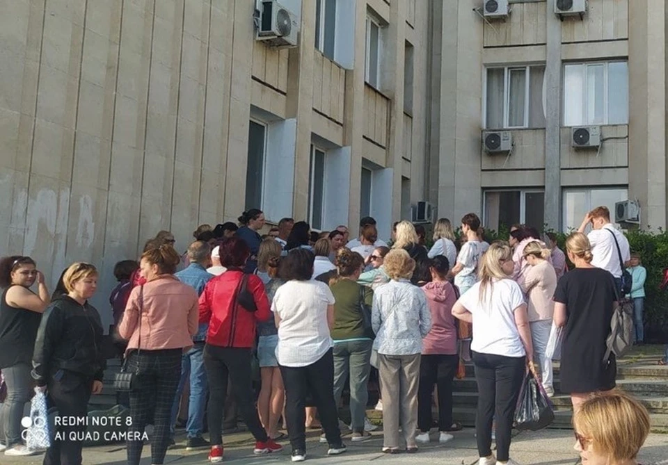 Фото от 6 июня, паблик ВК "Севастопольские мамы"