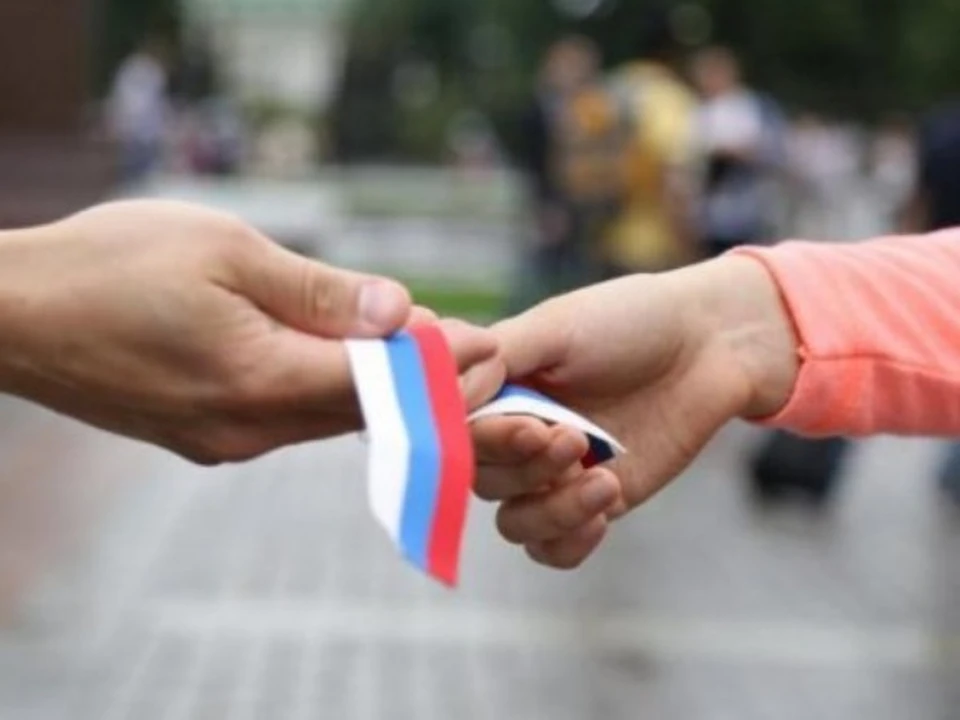 В Самаре прохожим раздадут ленты