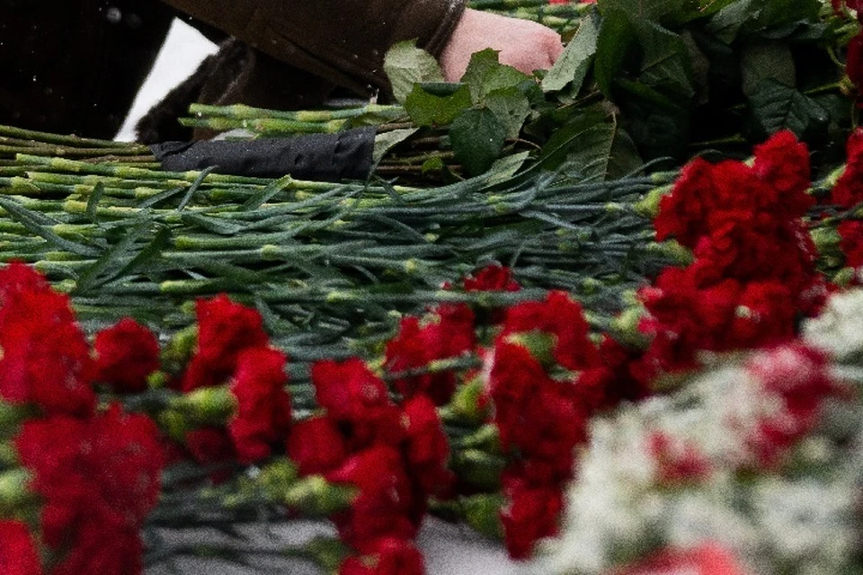 Место погребения выбрала жена погибшего.
