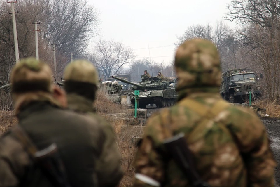 Российские журналисты сняли на видео обстрел Донецка