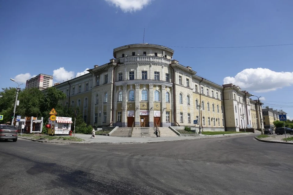 Качество дорожных работ сегодня оценил мэр Новосибирска Анатолий Локоть. Фото: Мэрия Новосибирска
