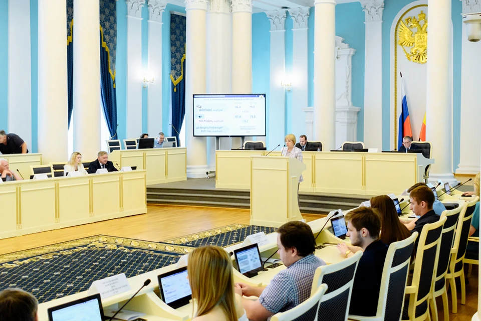 Об исполнении бюджета 2021 года рассказала министр финансов Рязанской области Марина Наумова.