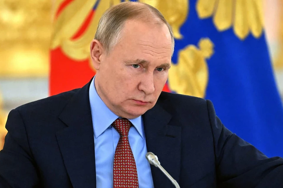 Путин поручил максимально быстро реализовать снижение ставки льготной ипотеки.