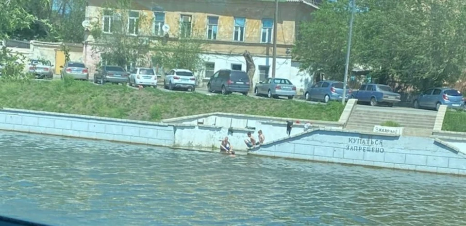 Полицейские выявили 57 несовершеннолетних купающихся в необорудованных местах