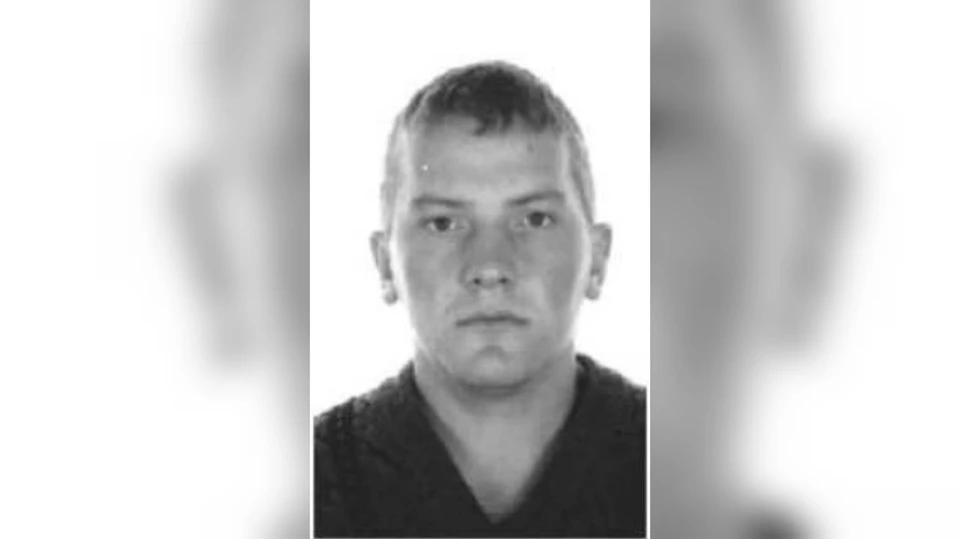 Особые приметы: имеются усы, на левом ухе - 2 родинки, на локтевом суставе левой руки - шрам
