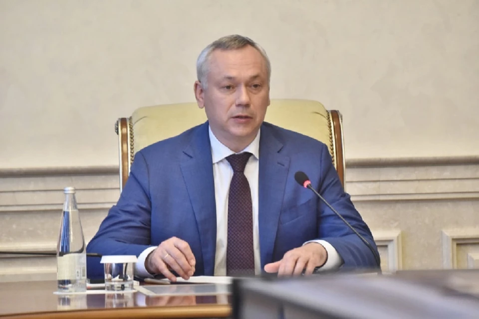 Андрей Травников поручил провести модернизацию опорной сети автодорог в Новосибирской области. Фото: Правительство НСО.