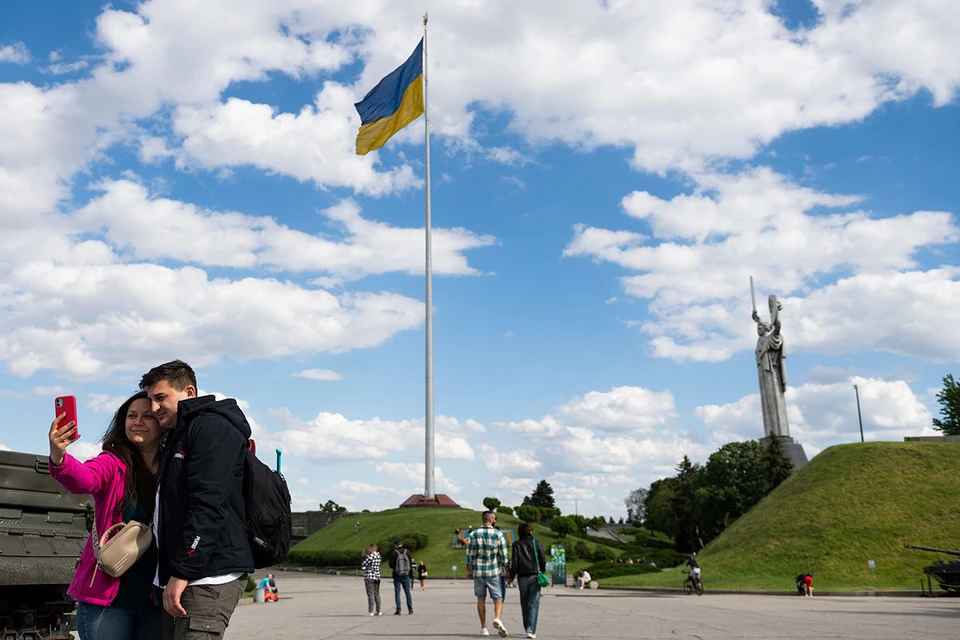 Спецкор "КП" узнал, чем живут простые украинцы спустя четыре месяца после начала спецоперации. Фото: Zuma\TASS