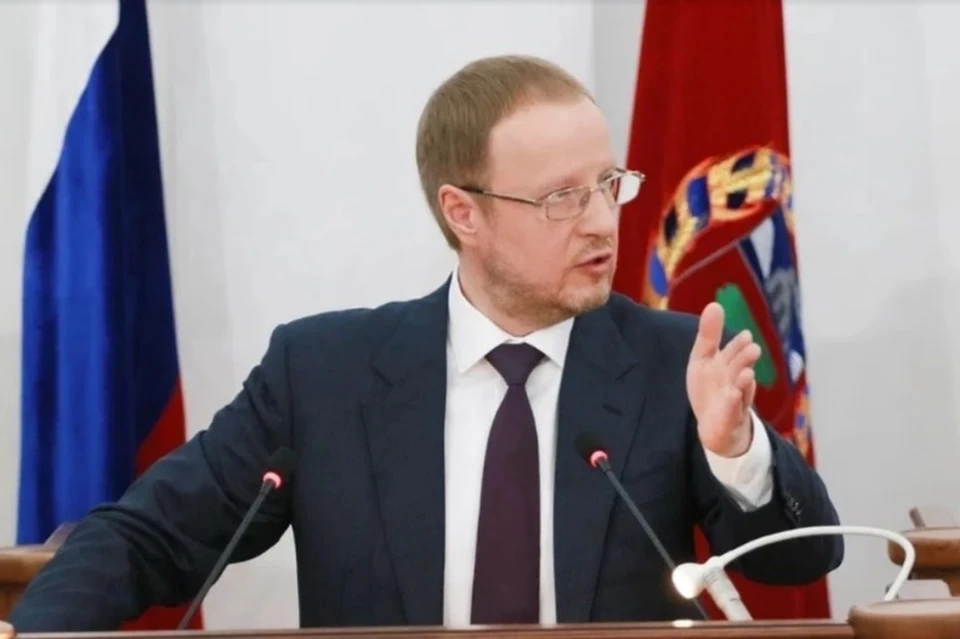 Губернатор Алтайского края Виктор Томенко поручил усилить информационную работу