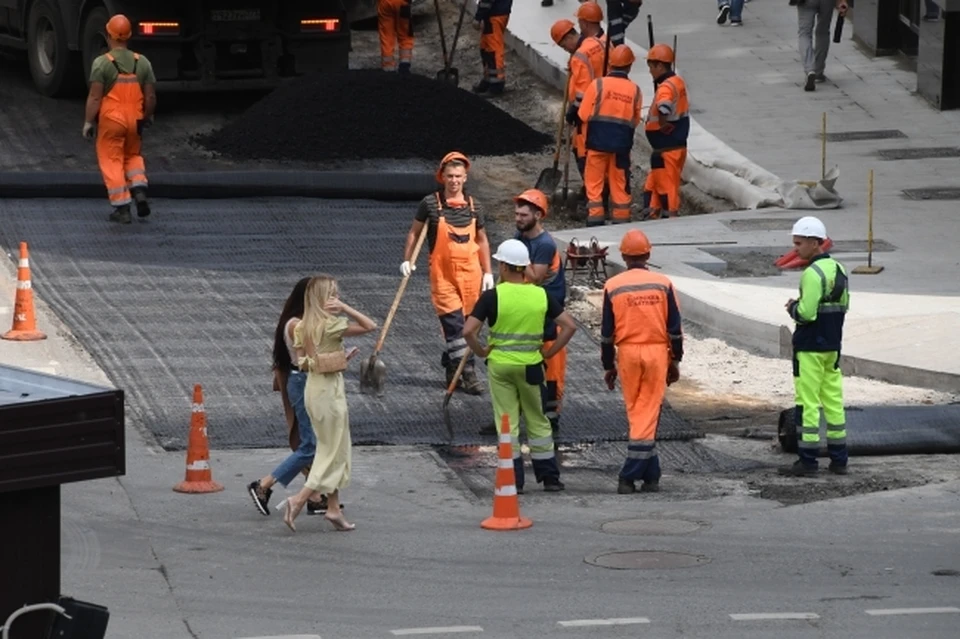 В Ростове отремонтируют дорогу на одной из улиц.