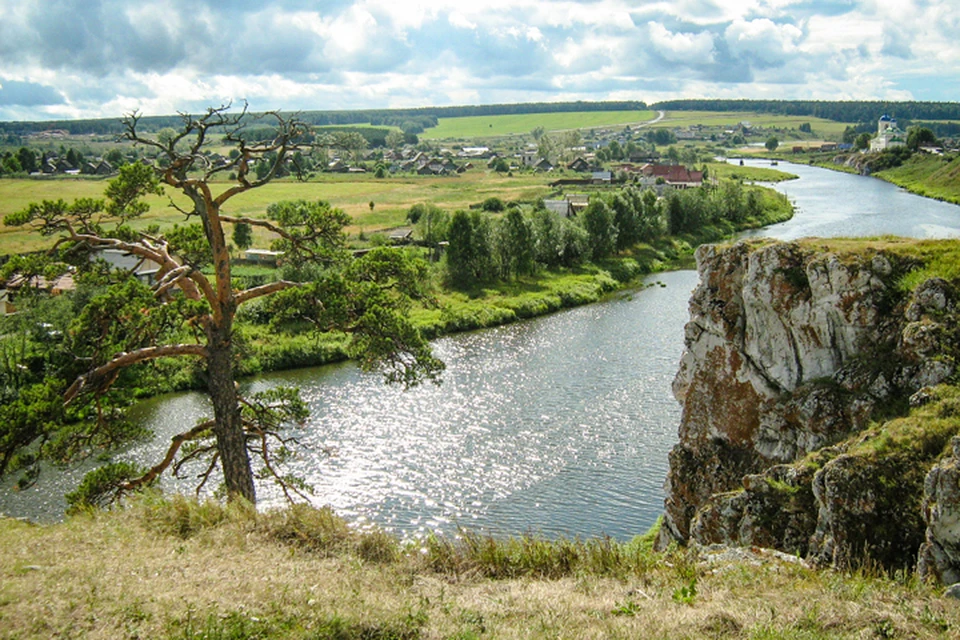 Церковь на реке Чусовая