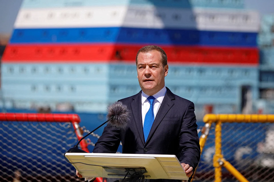 Заместитель главы Совбеза РФ Дмитрий Медведев
