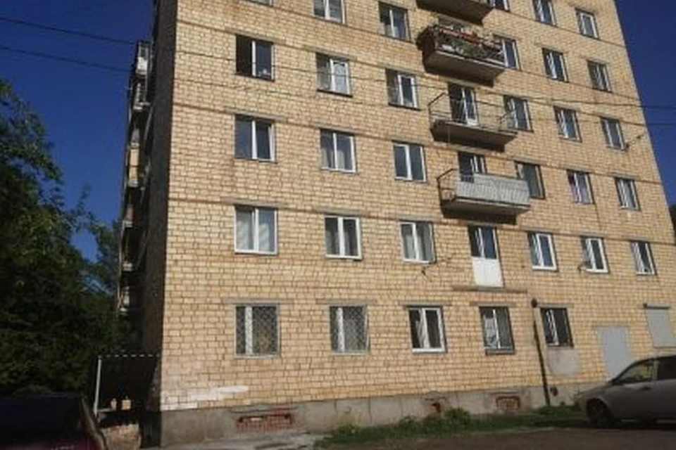 В Красноярске после падения ребенка из окна 4 этажа завели уголовное дело. Фото: СК