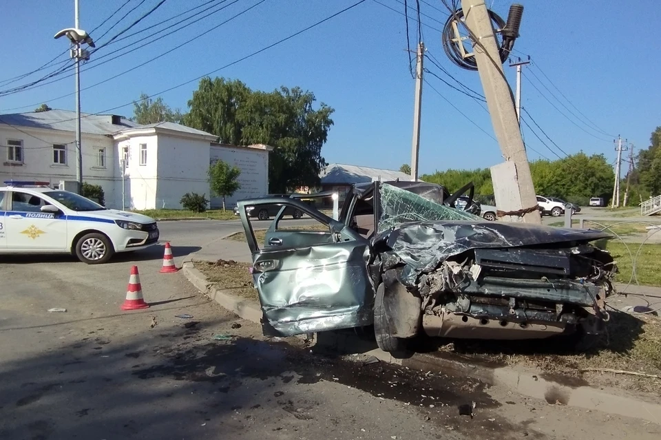 Девушки рассказали сотрудникам ГИБДД, что не помнят, как оказались в машине Фото: УГИБДД Свердловской области