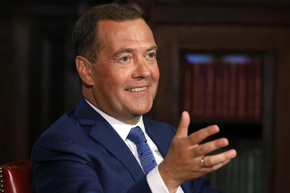Медведев согласился с идеей предоставления участникам Сталинградской битвы тех же льгот, что и блокадникам Фото: Екатерина Штукина