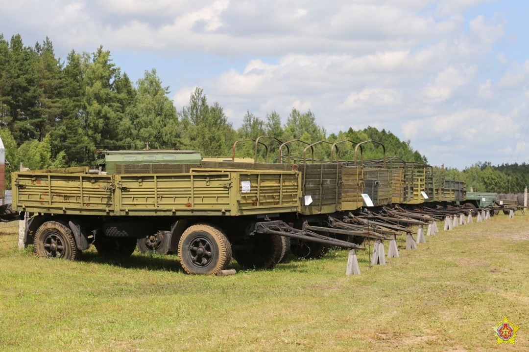 Минобороны Беларуси устроило распродажу военной техники. Фото: телеграм-канал Минобороны Беларуси