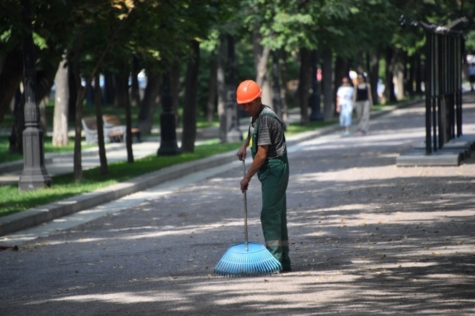В Ростове прошел конкурс на звание лучшего дворника.