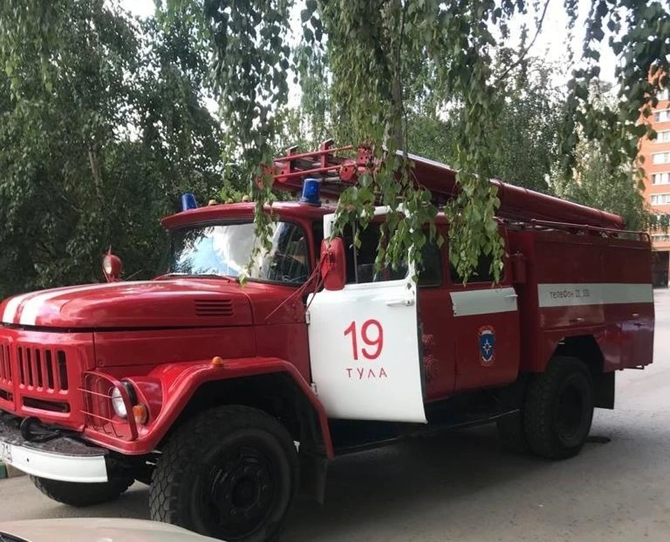 В Туле при пожаре на улице Горького 71-летний мужчина получил ожоги ног