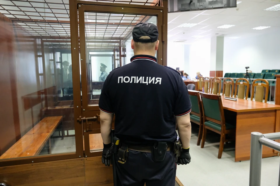 Полиция возбудила дело после конфликта мужчины с подростками в ЖК "Рай в шалаше"