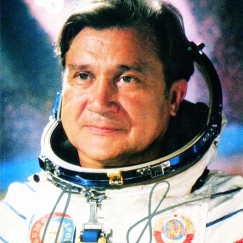 Анатолий Филипченко совершил два полета в качестве командира космического корабля.
