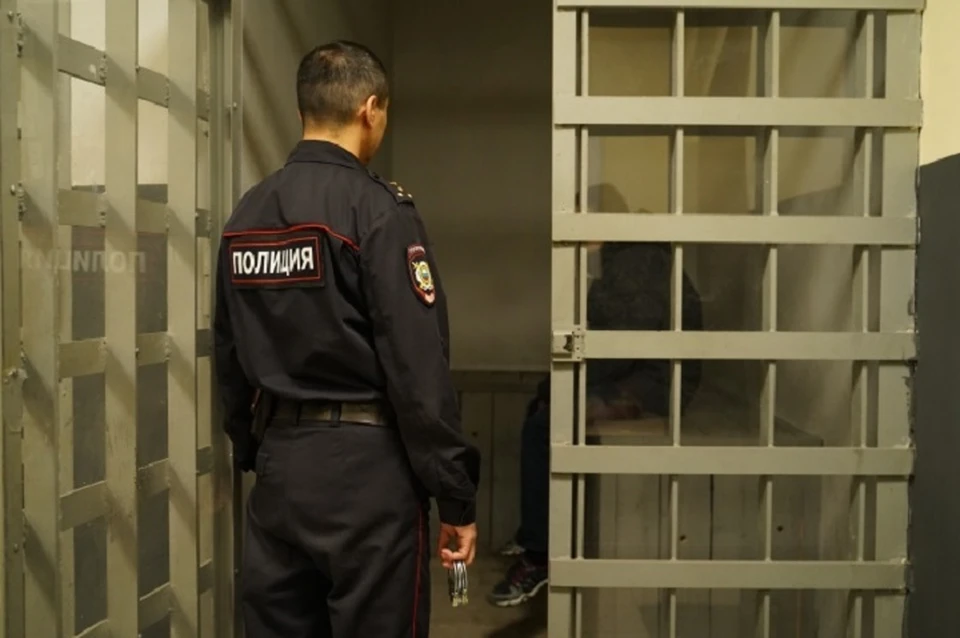 Злоумышленника оперативно задержали.