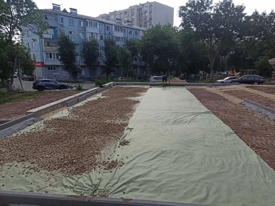 Специалисты продолжают работы. Фото: городская администрация