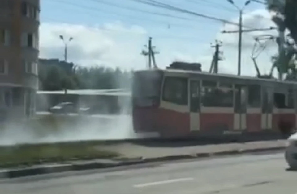 На проспекте Ленина в Туле был замечен дымящийся трамвай