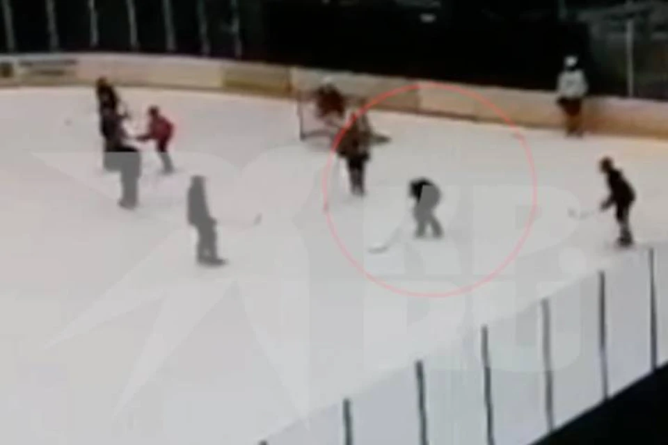 Видео смертельной травмы юного хоккеиста СКА в Санкт-Петербурге появилось в сети