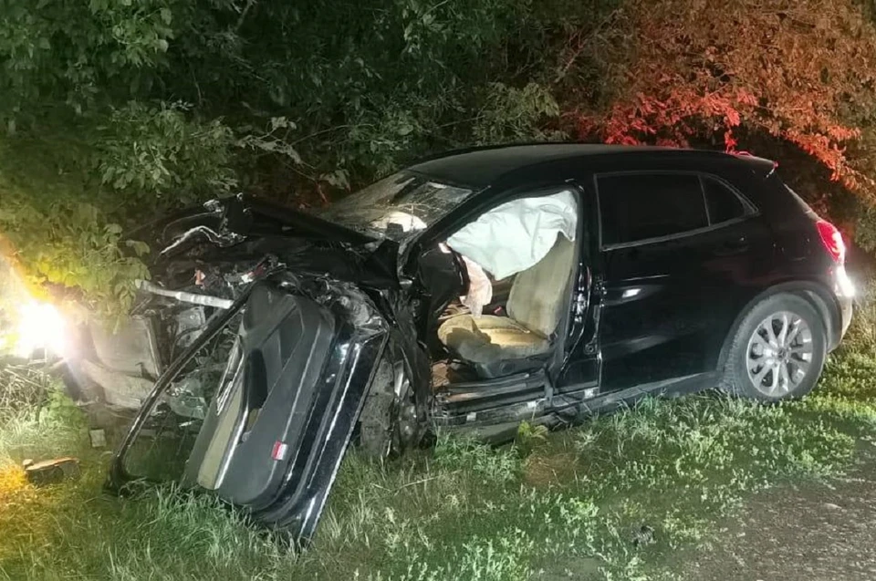 Водитель автомобиля «Хенде Солярис» скончалась на месте до приезда скорой помощи. Фото: управление ГИБДД по Ростовской области.