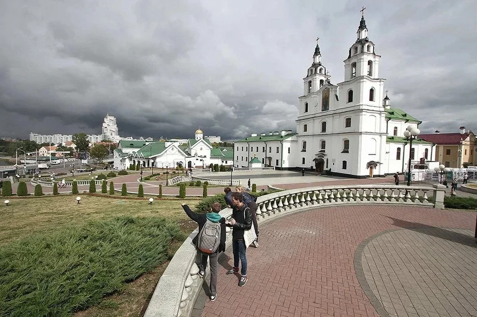 Довольно много белорусов не смогли ответить на вопрос, в правильном ли направлении движется Беларусь.