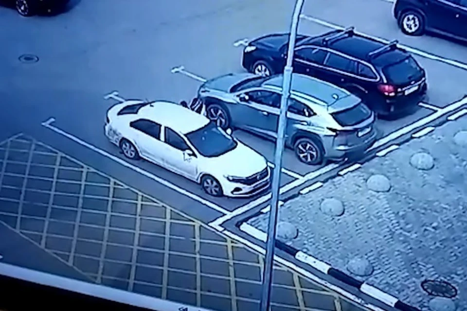 Потерпевший уже получил свои деньги обратно.