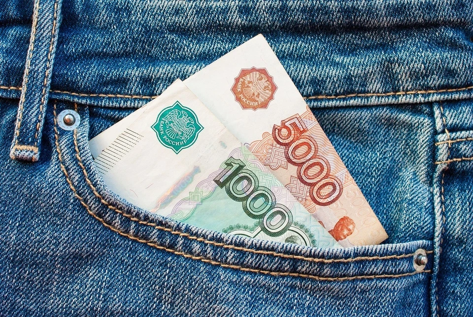 В Астрахани задержали двух женщин за обман 56 человек