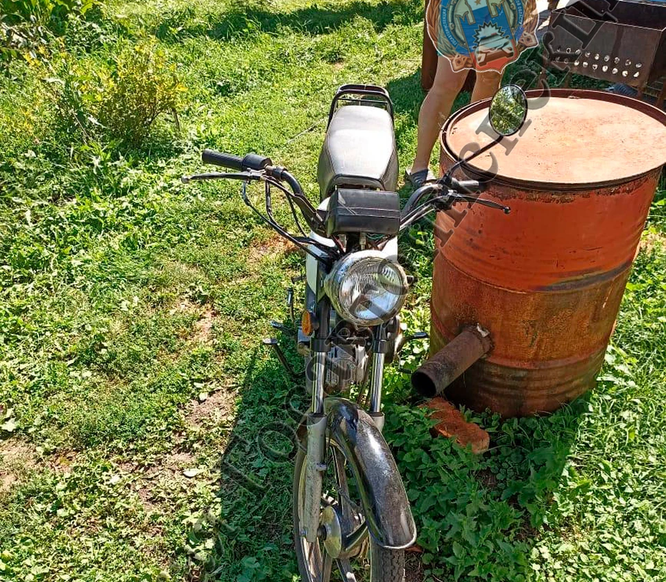 В Тульской области 11-летний мальчик без шлема на мотоцикле столкнулся с ВАЗом