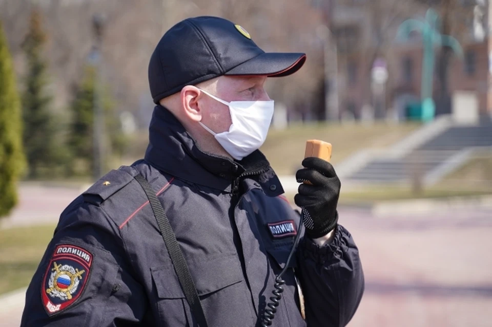 Стало известно, что парень скрывается после совершения преступления